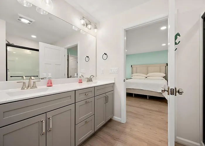 113 S Ocean Dr