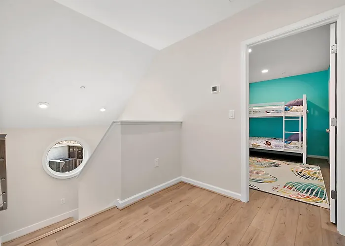 113 S Ocean Dr * Ocean City